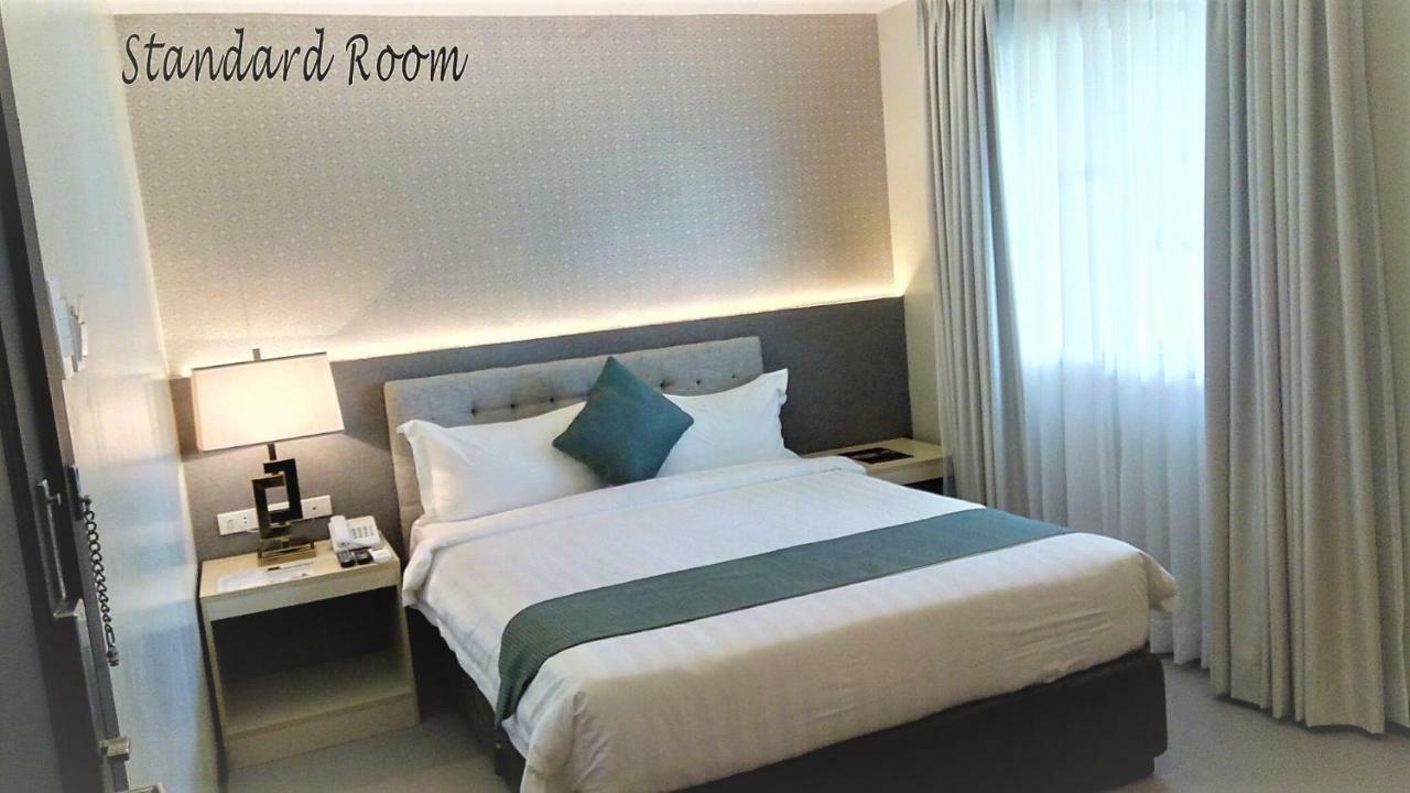 J7 Hotel Iloilo City Ngoại thất bức ảnh